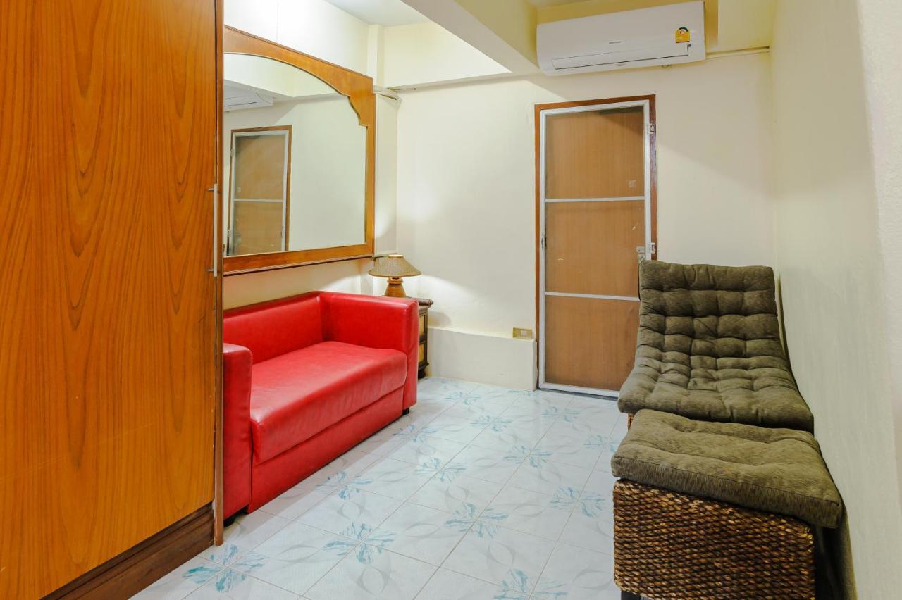 High5 Guesthouse Pattaya Eksteriør billede
