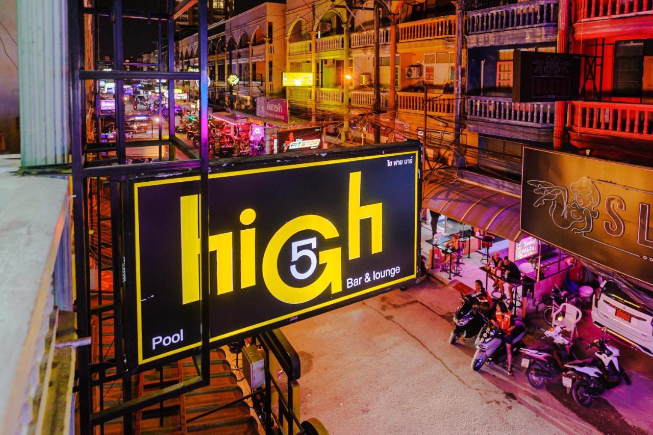 High5 Guesthouse Pattaya Eksteriør billede